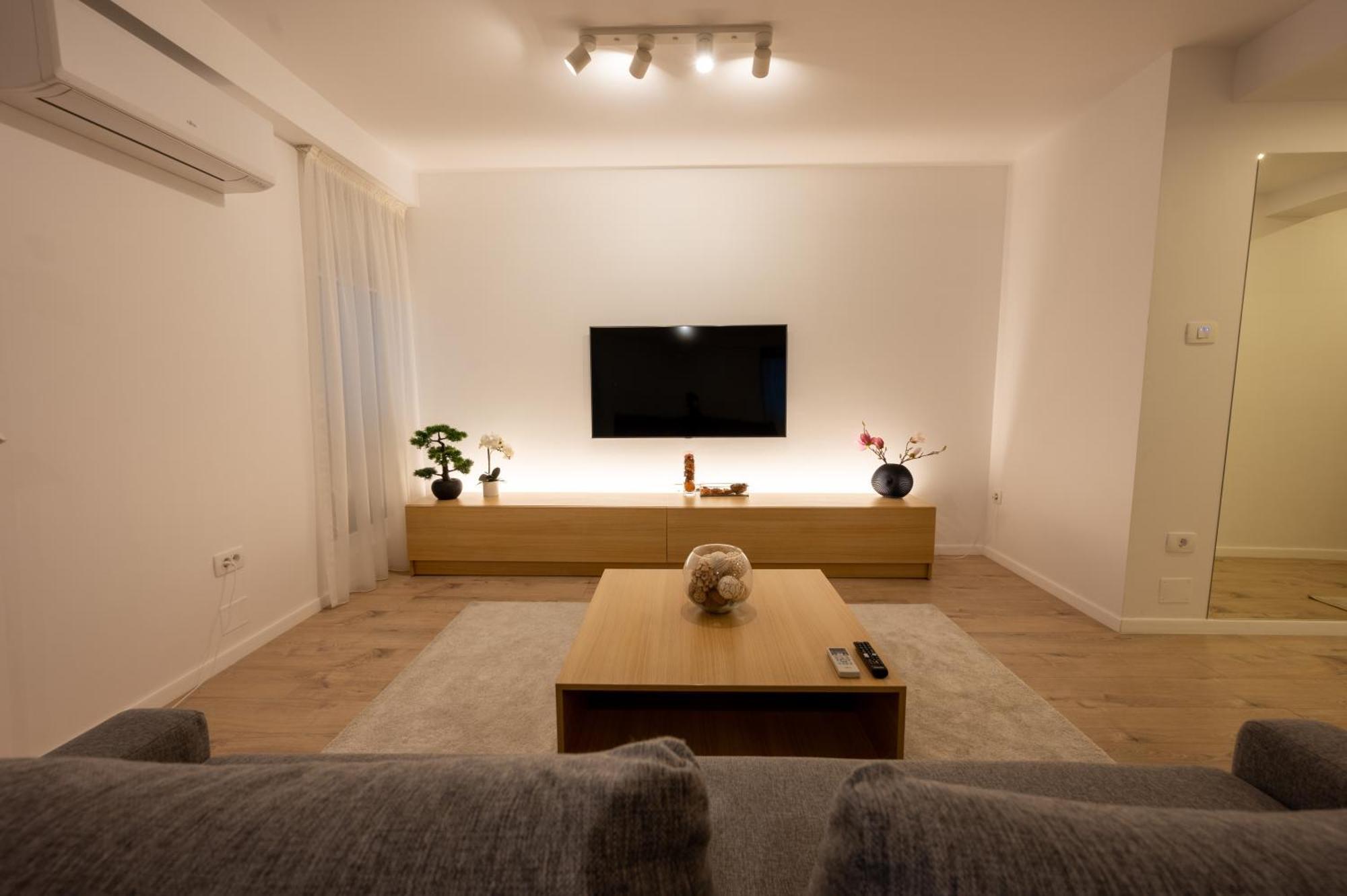 Ferienwohnung O-Zone Penthouse&Terrace Oradea Exterior foto